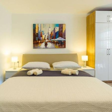 Apartments & Room Rollex Σπλιτ Εξωτερικό φωτογραφία