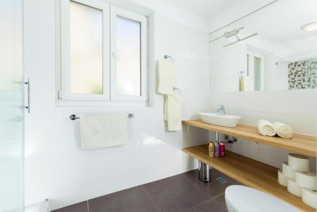 Apartments & Room Rollex Σπλιτ Εξωτερικό φωτογραφία