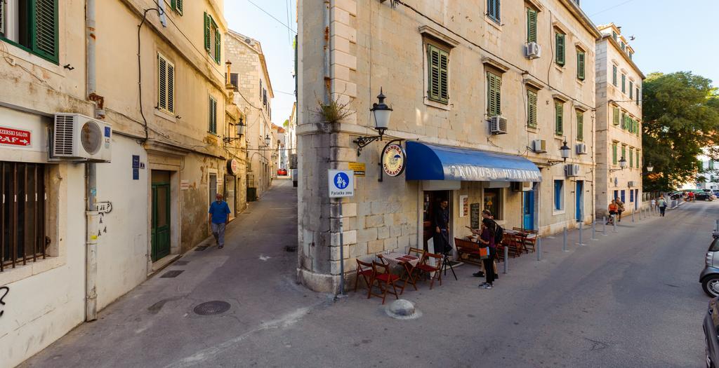 Apartments & Room Rollex Σπλιτ Εξωτερικό φωτογραφία