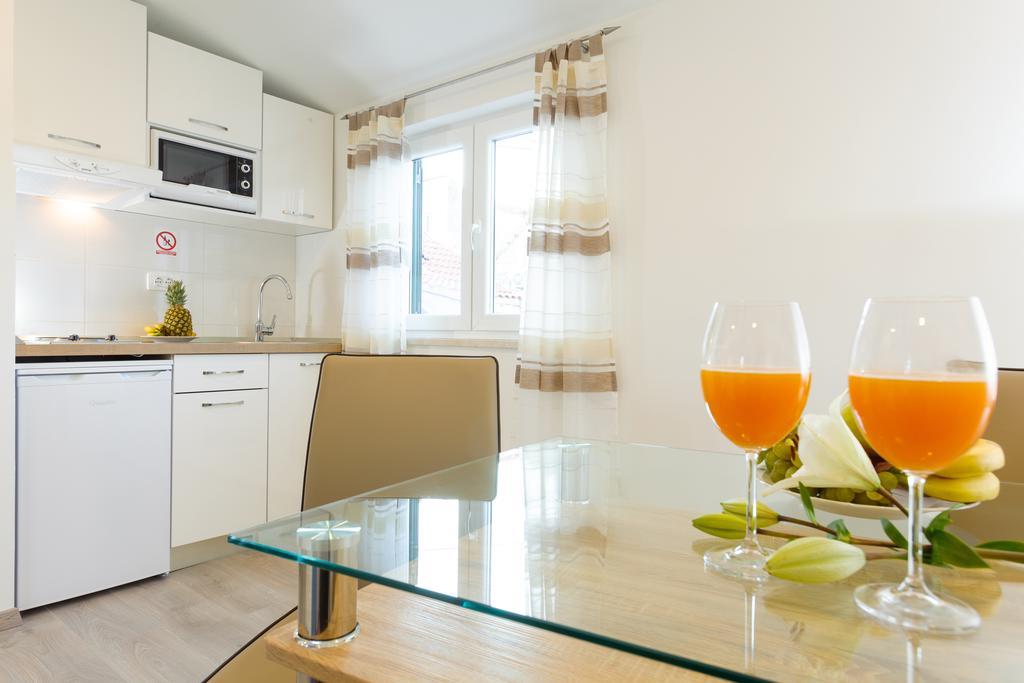 Apartments & Room Rollex Σπλιτ Εξωτερικό φωτογραφία