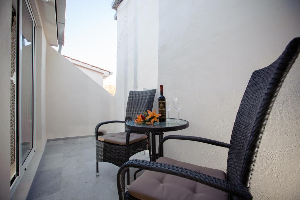 Apartments & Room Rollex Σπλιτ Εξωτερικό φωτογραφία